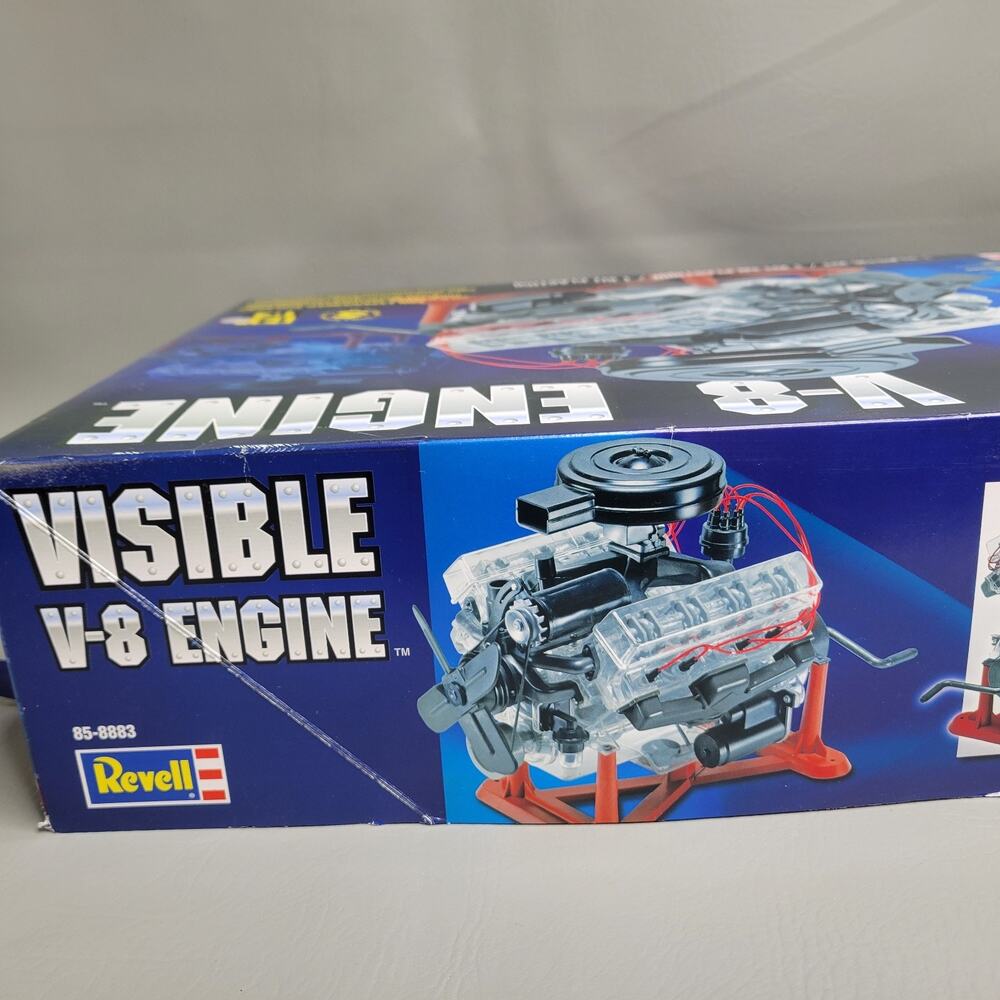 Revell Visible V-8 Engine 1/4 Scale With Moving Pistons And Crank Model Kit - Picture 5 of 8